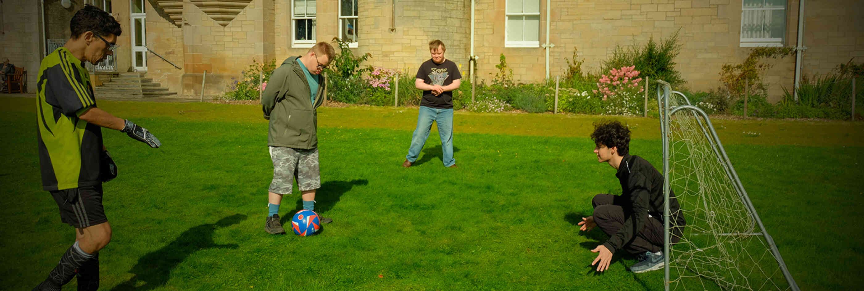 Banner football outside02